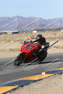 media/Dec-10-2023-SoCal Trackdays (Sun) [[0ce70f5433]]/Turn 9 Inside Set 1 (1115am)/